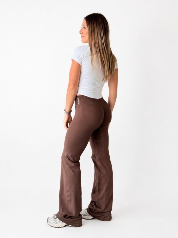 Ascend Flare Leggings